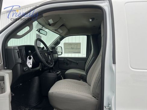 New 2025 Chevrolet Express 3500 w/ Driver Convenience Package RWD image 5