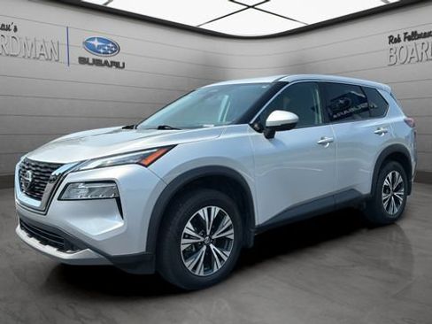 Used 2021 Nissan Rogue SV AWD/4WD image 10
