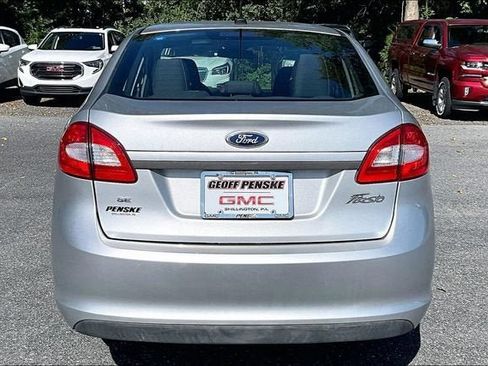Used 2013 Ford Fiesta SE FWD image 7
