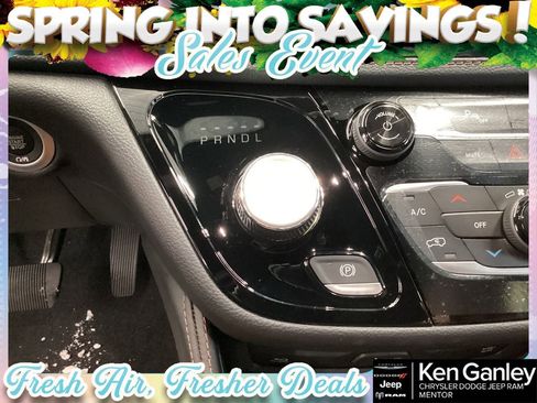 New 2026 Chrysler Pacifica Pinnacle w/ Trailer Tow Group AWD/4WD image 13