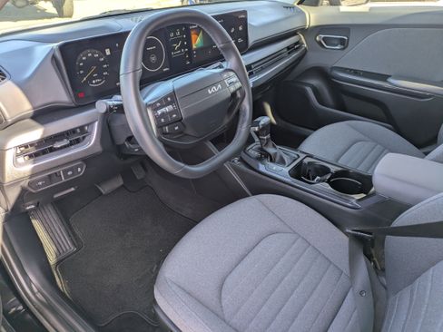 Certified 2025 Kia K4 EX image 23