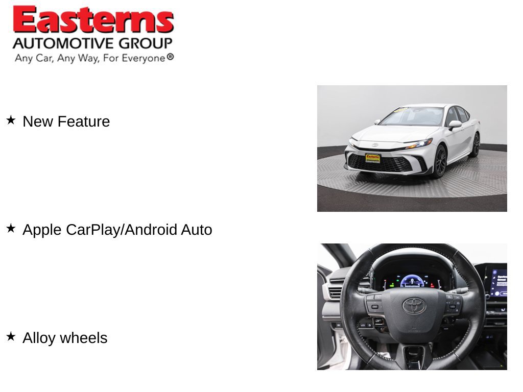 Used 2025 Toyota Camry SE FWD image 12