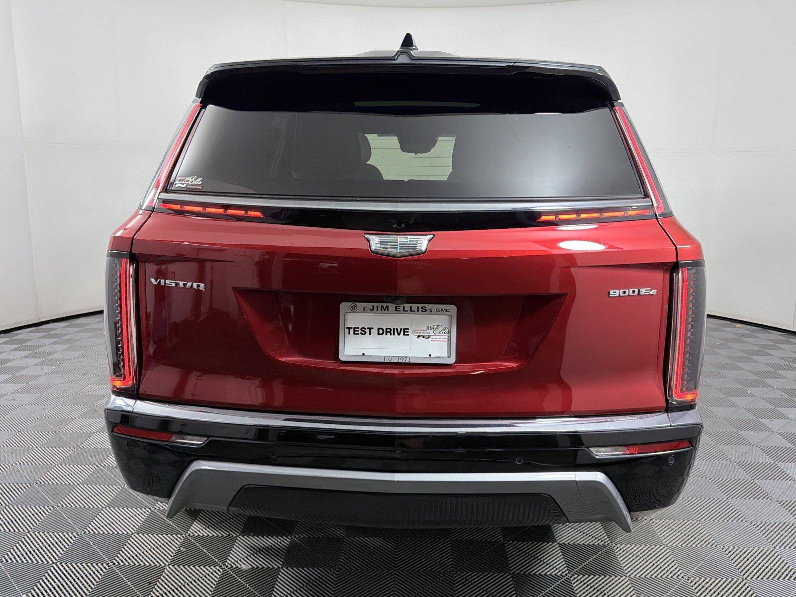 Certified 2026 Cadillac Vistiq Sport AWD/4WD image 5
