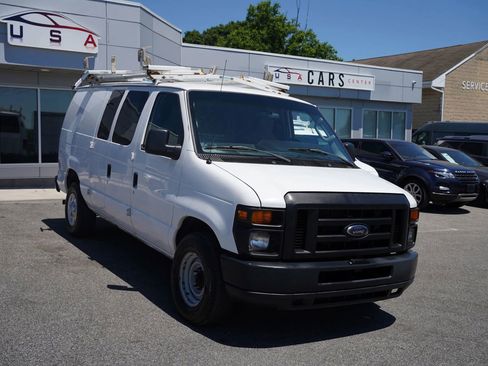 Used 2011 Ford E-250 and Econoline 250 w/ PWR Group RWD image 9