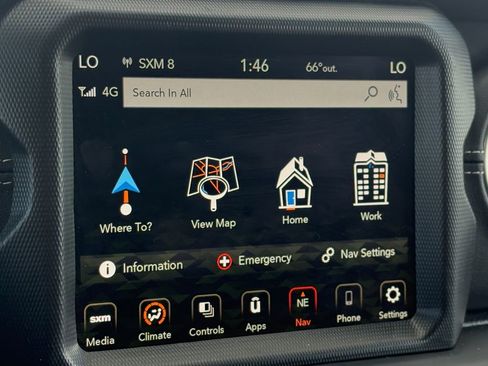 Used 2022 Jeep Wrangler Unlimited Sahara image 27