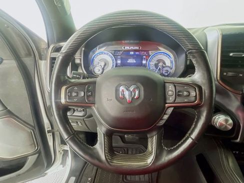 Used 2019 RAM 1500 Limited AWD/4WD image 12