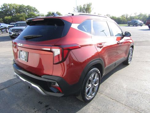 Used 2024 Kia Seltos S image 7