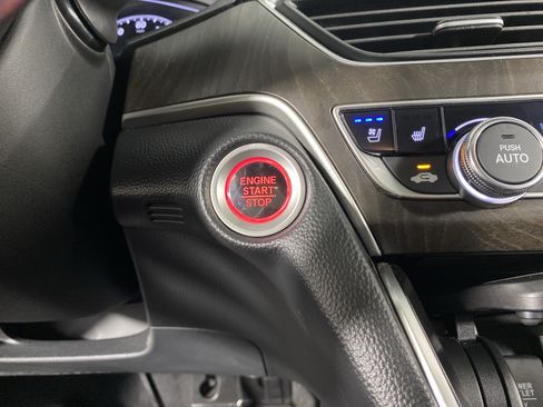 Used 2018 Honda Accord Touring image 27