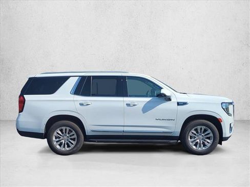 Used 2022 GMC Yukon SLT w/ SLT Luxury Package RWD image 4