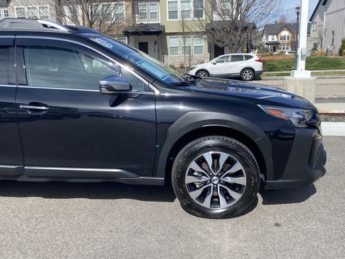 Used 2023 Subaru Outback Touring w/ Tech Package 2 image 8