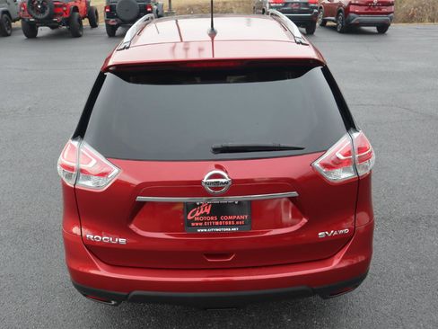 Used 2015 Nissan Rogue SV w/ SV Moonroof Package image 7