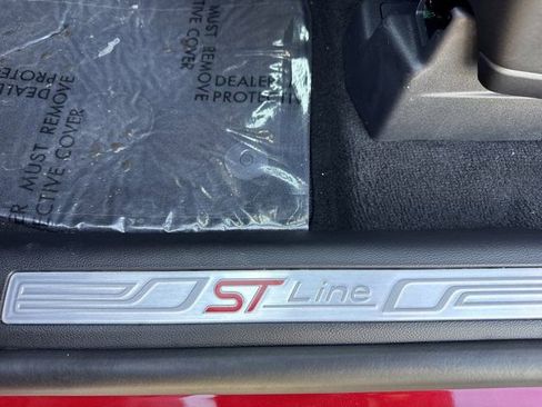 New 2026 Ford Explorer ST-Line w/ ST-Line Street Pack image 18