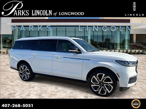 New 2026 Lincoln Navigator L Reserve AWD/4WD image 1
