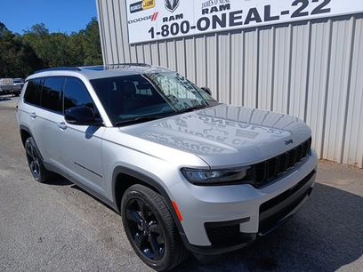 Used 2024 Jeep Grand Cherokee L Altitude