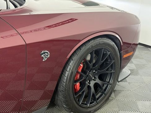 Used 2018 Dodge Challenger SRT Hellcat image 13