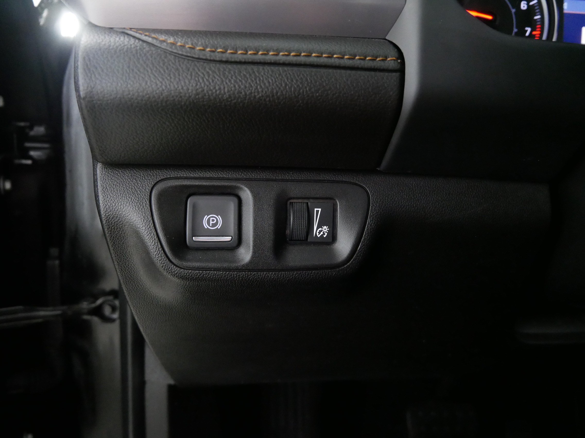 Used 2020 GMC Acadia AT4 w/ Driver Alert Package II AWD/4WD image 26