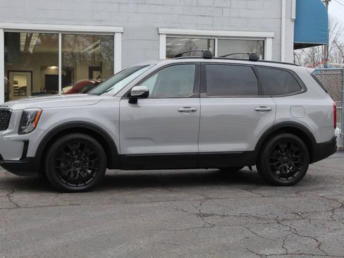 Used 2021 Kia Telluride EX w/ EX Premium Package AWD/4WD image 5
