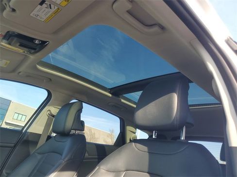 Certified 2024 Kia Sportage SX image 15