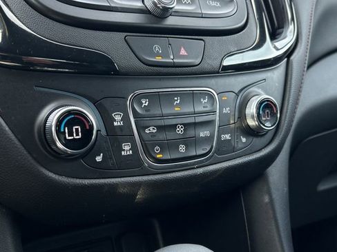Used 2023 Chevrolet Equinox RS w/ RS Leather Package AWD/4WD image 43