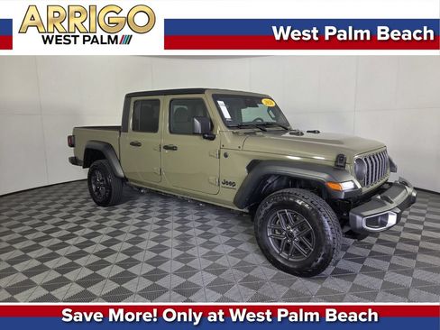 Used 2026 Jeep Gladiator Sport AWD/4WD image 1