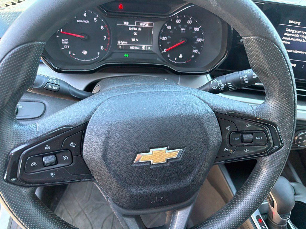Used 2024 Chevrolet Trax LS w/ LS Convenience Package FWD image 15