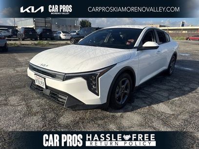 Certified 2025 Kia K4 LXS