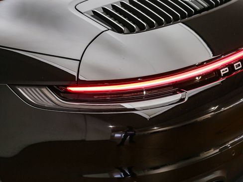 Certified 2022 Porsche 911 Carrera 4S AWD/4WD image 16