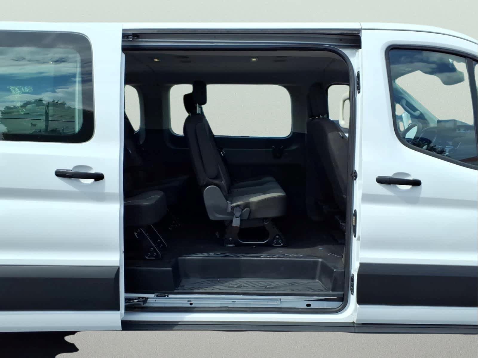 Used 2025 Ford Transit 350 XLT RWD image 9