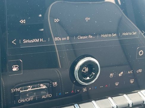 New 2026 GMC Yukon XL Elevation w/ Elevation Premium Package image 19