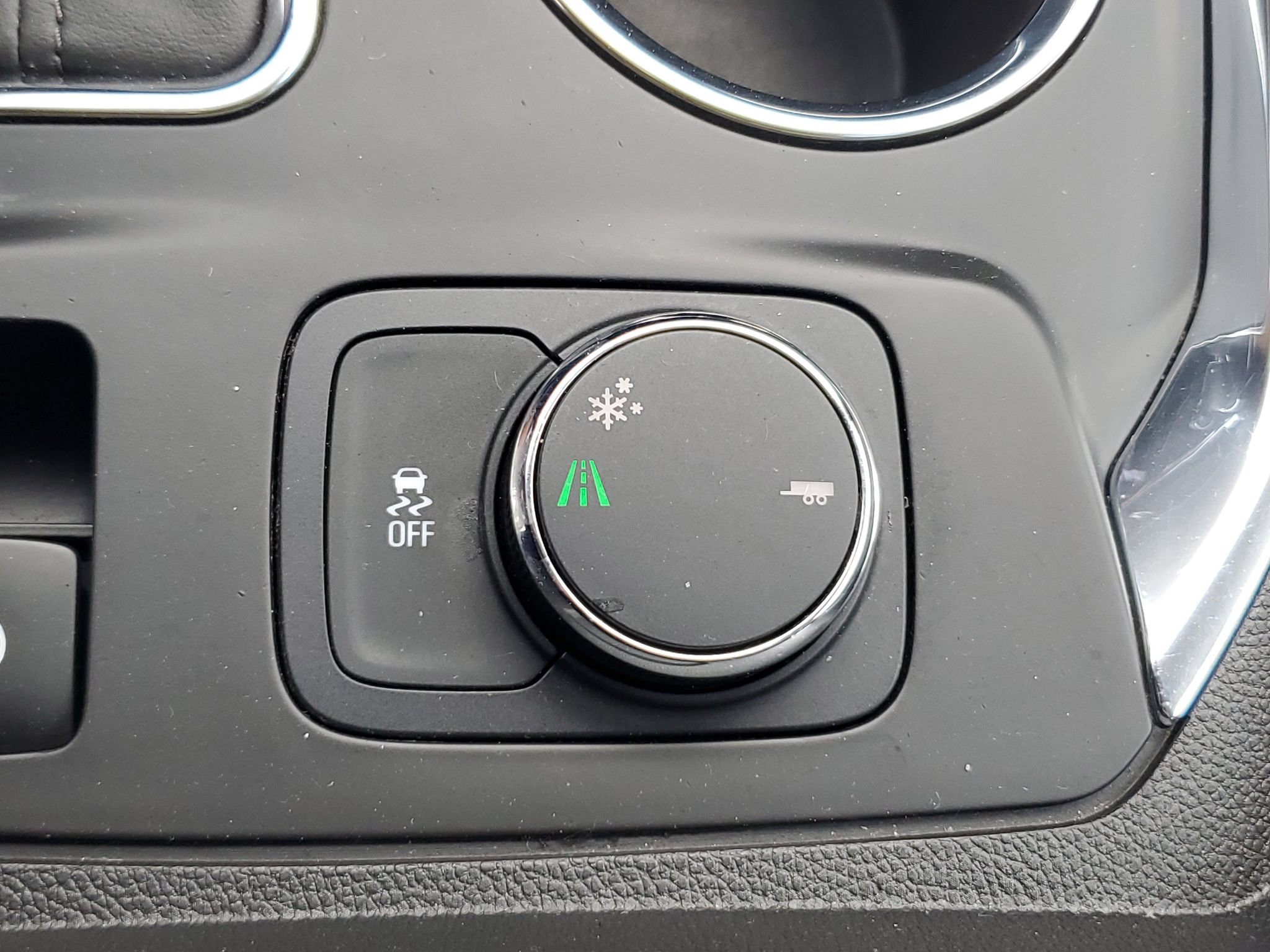 Used 2018 Chevrolet Traverse LT FWD image 29