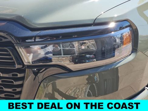 New 2026 RAM 1500 Express AWD/4WD image 32