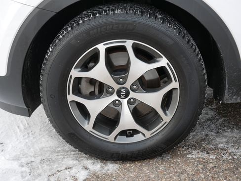 Certified 2021 Kia Telluride EX w/ Towing Package image 15