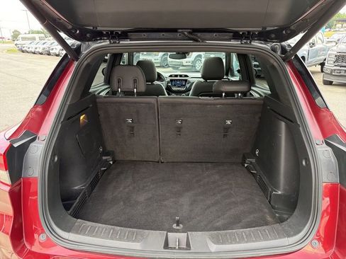 Used 2022 Chevrolet TrailBlazer RS w/ Sun and Liftgate Package FWD image 17