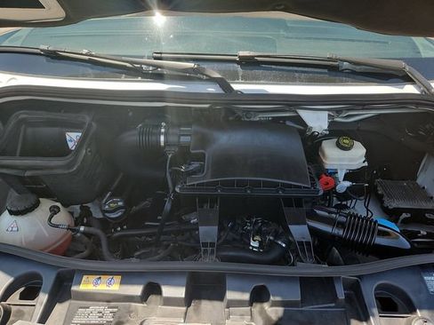 Used 2020 Mercedes-Benz Sprinter 2500 image 21