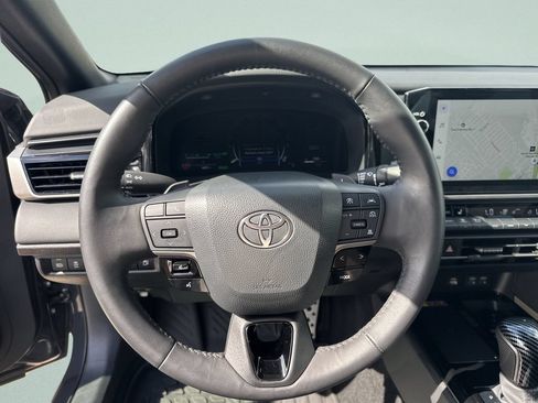 Used 2026 Toyota Camry XSE FWD image 15