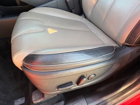 Used 2022 Hyundai Santa Fe SEL w/ Convenience + Premium Package image 29