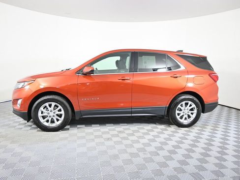 Used 2020 Chevrolet Equinox LT AWD/4WD image 2