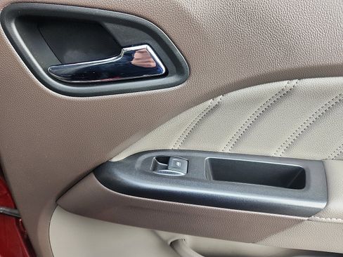 Used 2022 GMC Canyon Denali image 31