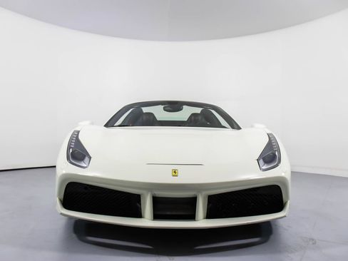 Certified 2019 Ferrari 488 Spider RWD image 11
