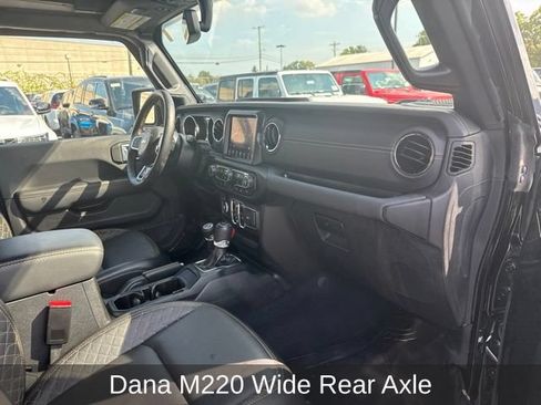 Certified 2023 Jeep Wrangler Unlimited Sahara AWD/4WD image 29