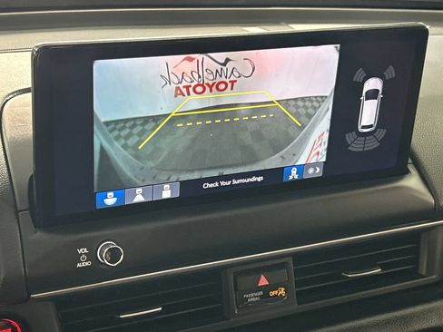 Used 2026 Honda Pilot EX-L image 16
