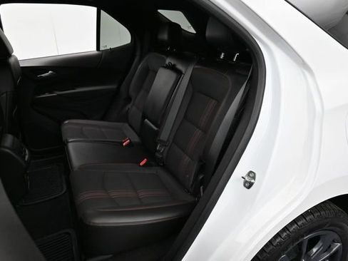 Used 2022 Chevrolet Equinox RS w/ LPO, Floor Liner Package FWD image 26