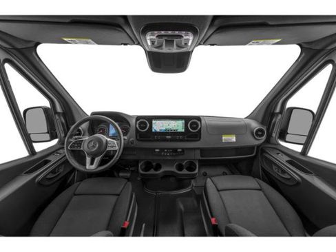 Used 2025 Mercedes-Benz Sprinter 2500 image 8