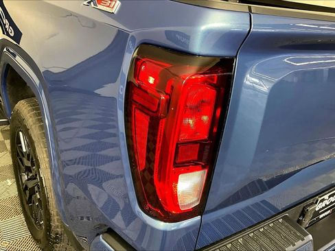 Used 2026 GMC Sierra 1500 Elevation w/ Elevation Premium Package AWD/4WD image 28