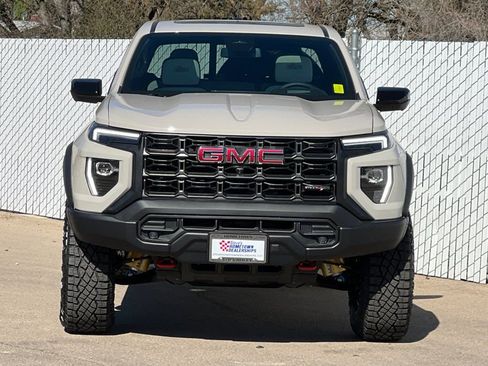 New 2026 GMC Canyon AT4X w/ AT4X AEV Edition AWD/4WD image 6