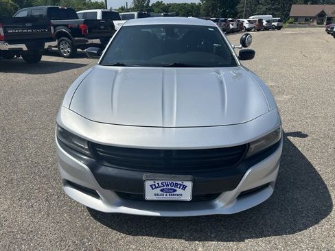Used 2019 Dodge Charger Police image 2