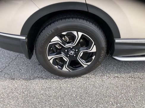 Certified 2019 Honda CR-V Touring image 10