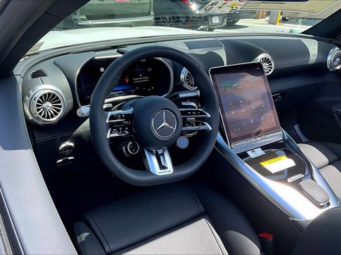 New 2025 Mercedes-Benz SL 63 AMG S e Performance 4MATIC image 8