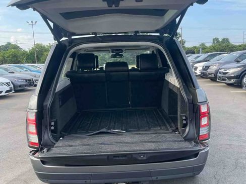 Used 2016 Land Rover Range Rover HSE image 15