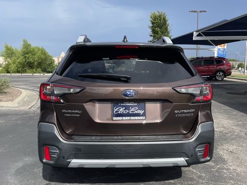 Used 2020 Subaru Outback Touring XT AWD/4WD image 6